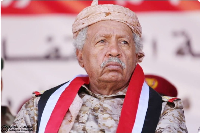 اللواء بحيبح يشيد بالالتفاف الشعبي مع الجيش ويؤكد: أفشلنا هجمات العدو وكبدناه الخسائر في عناصره وعتاده