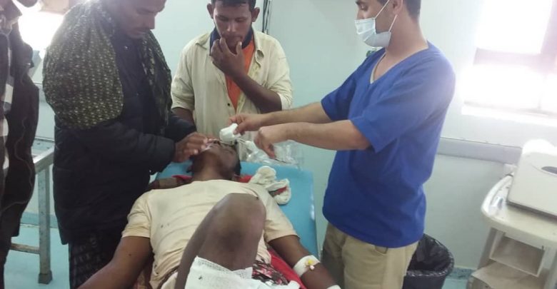 إصابة صياد بانفجار لغم بحري حوثي غرب اليمن