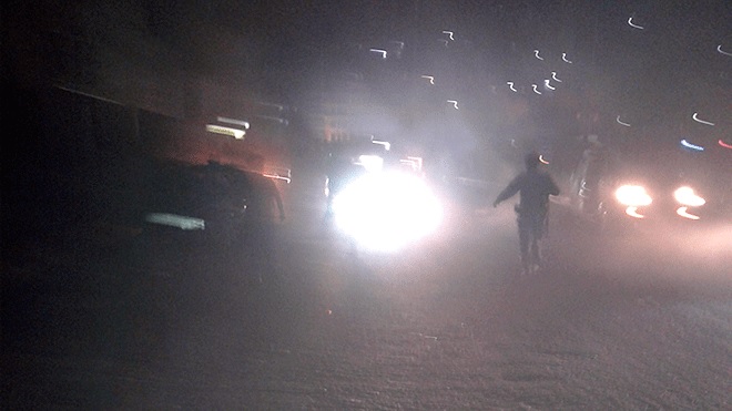 بالصور...احتجاجات ليلية في عدن رفضا لتردي الاوضاع