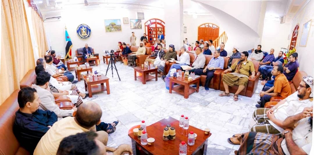 متحدث جمعية الصرافين يكشف سبب انهيار الريال ويتحدث عن "صناعة صرافين وهميين"