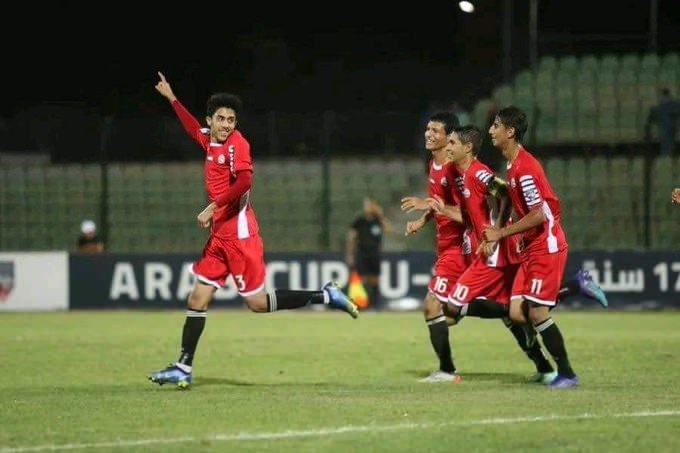 وزير الشباب والرياضة اليمني يوجه بصرف مكافأة مالية لبعثة منتخب الناشئين بعد التأهل لدور نصف النهائي