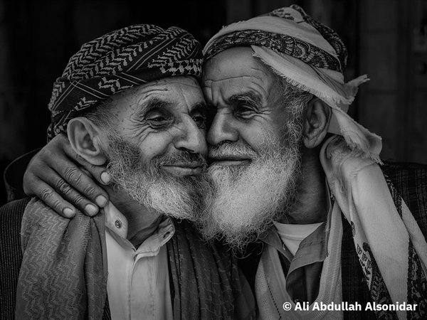 شاهد الصورة التي فاز بها مصور يمني في مسابقة دولية من بين 1200 صورة