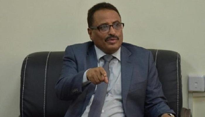 وزير يمني مستقيل مخاطبا الرئيس هادي: لا تتنازل...الموت واحد