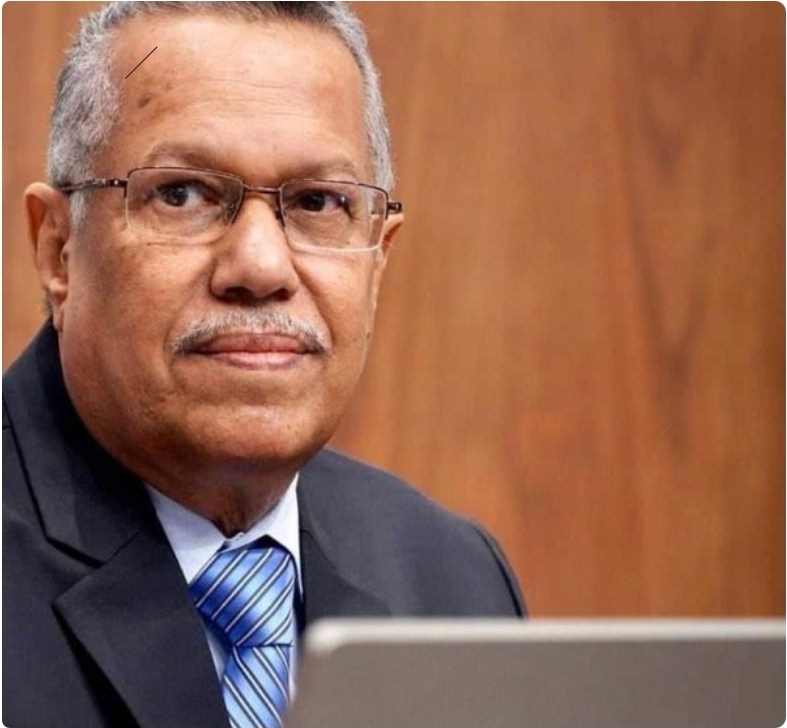 بن دغر يدافع عن بيانه المعارض لاستمرار الخيار العسكري بخطاب جديد فما الذي قاله؟