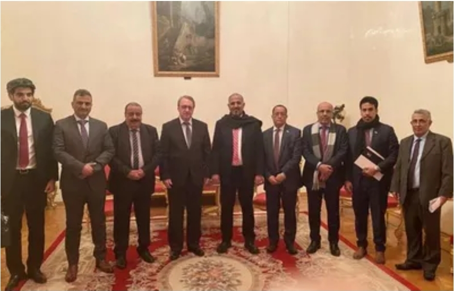 بالصور..شاهد ماذا تفعل قيادات المجلس الانتقالي الجنوبي في شوارع موسكو