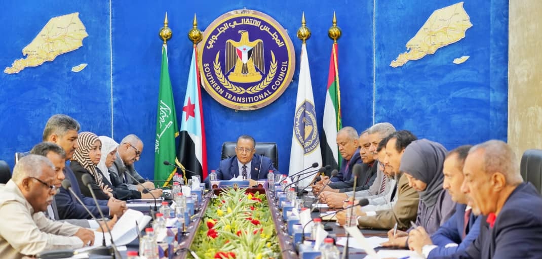 الانتقالي يوجه تحذيرا شديد اللهجة ويدعو الاجهزة الامنية للقيام بدورها