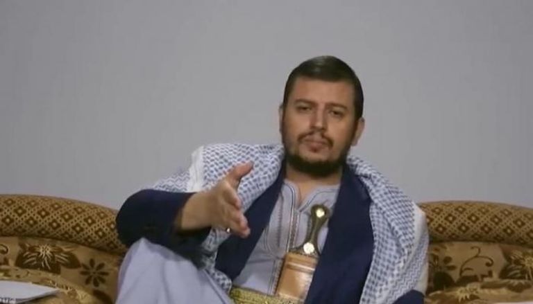 قيادي في الميليشيا: عبدالملك الح.وثي شخصية روحية بالنسبة لنا لو أساء إليها أبي للعنته - (تسجيل مسرب)