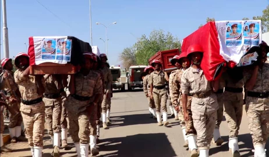 الدفاع تعلن مقتل 4 جنود في محور البقع بمحافظة صعدة [الاسماء]