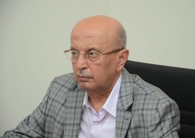 أول تعليق من مسؤول يمني سابق على تعيين بايدن مبعوثاً أمريكياً خاصاً إلى اليمن