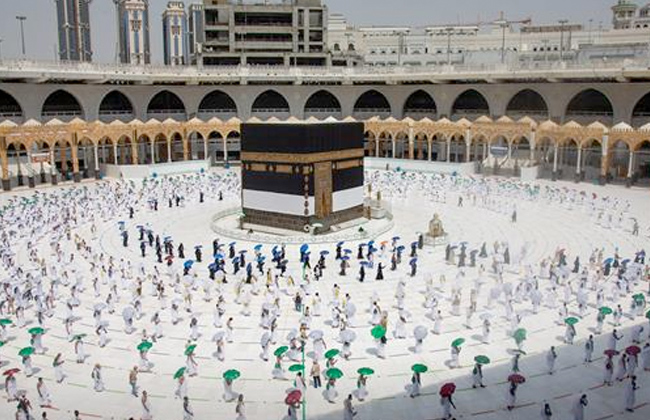 خلال موسم الحج.. السعودية تفرض غرامة ضخمة لمن يحاول الوصول إلى المسجد الحرام دون تصريح 