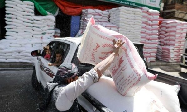 اليمن يدعو الشركاء الدوليين لمساندته في فتح اسواق جديدة لاستيراد القمح