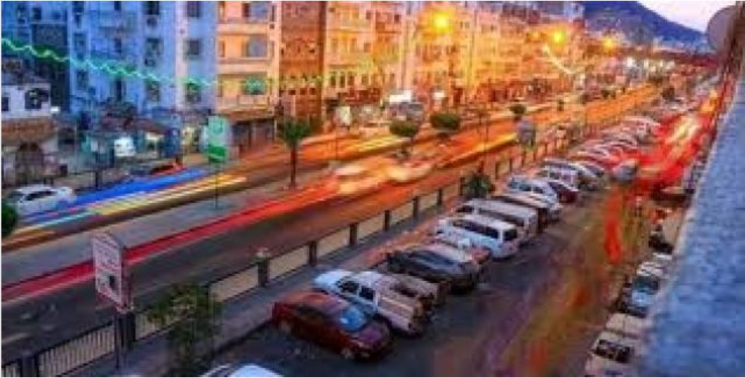 القاء القبض على مواطن القى قنبلة صوتيه بحفل في عدن