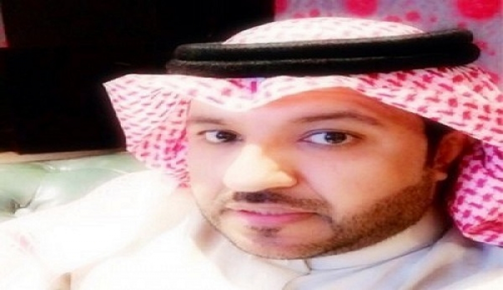 إعلامي سعودي ينصف المغترب اليمني بكلمات قوية ويعتذر عن تصرف وصفه بـ"الأحمق"