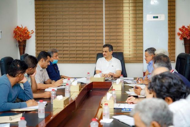 لملس يدعو إلى الاستثمار في الجوانب الخدمية والنظافة في عدن