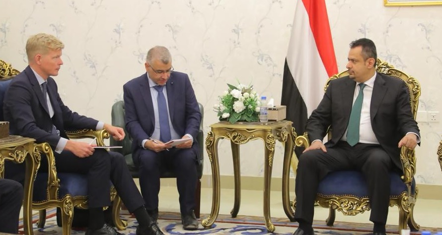 رئيس الحكومة اليمنية لـ المبعوث الاممي: نتطلع لدور أممي فاعل لحشد دعم اقتصادي دولي 