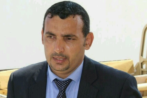 مسلحون موالون لـ"الانتقالي" يهاجمون منزل محافظ سقطرى