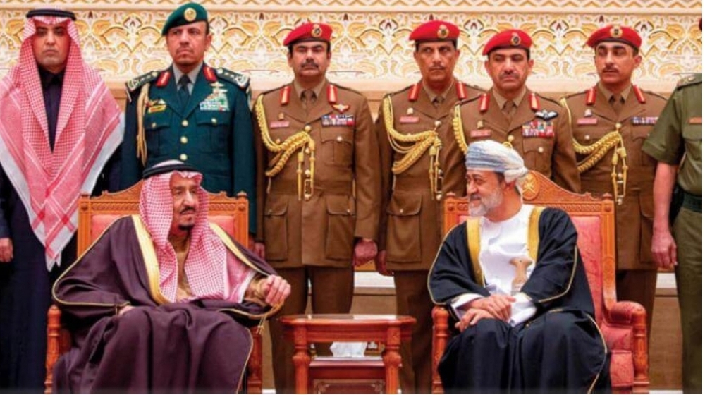 سلطان عمان على رأس وفد رفيع يزور السعودية من أجل اليمن
