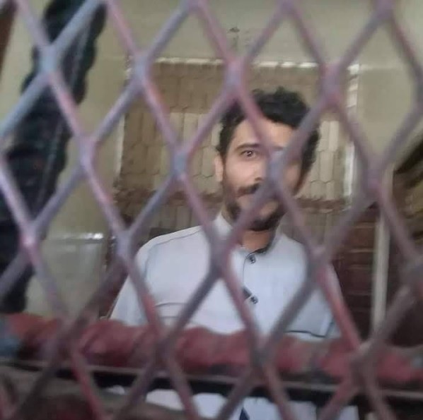 تهديدات حوثية بتصفية ضابط تحقيق في قضية "ابتزاز يمنيات"