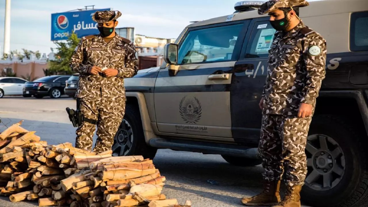 المالكي يعلن إيقاف 4 بينهم أشخاص بينهم يمني بسبب "إشعال النيران" جنوب السعودية