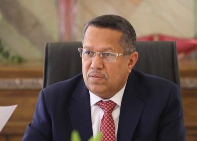 مستشار رئاسي يمني: حدث أكثر أهمية في حياتنا يتعرض لهجوم متعدد الوجوده...ولنحتفل ولو في الغرف المغلقة