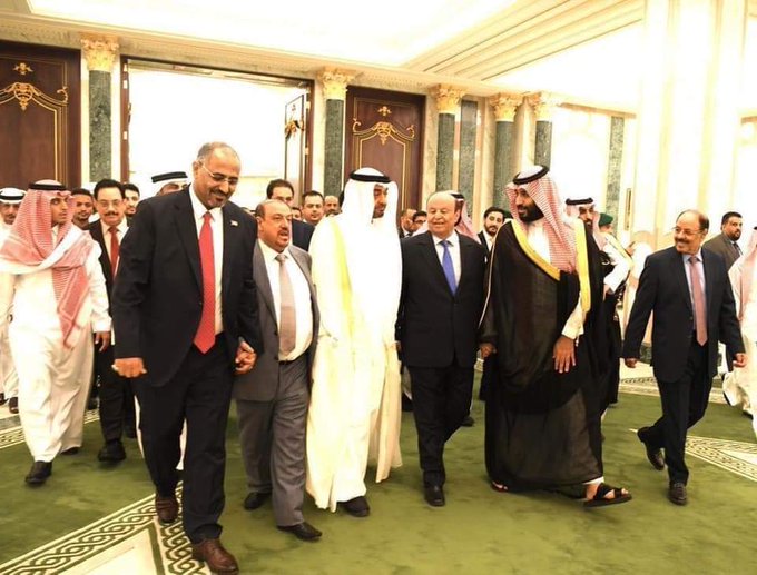 ماذا يعني لقاء الرئيس هادي بعيدروس وبن بريك.. دبلوماسي يمني يُجيب!