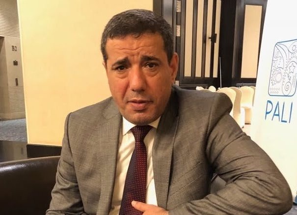 بادي: الحكومة باقية في عدن وستمارس عملها من الغد...ونطالب بتشكيل لجنة تحقيق دولية