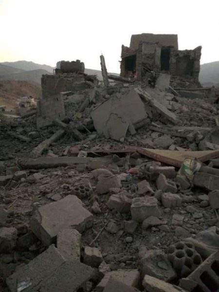 مسلحون ينتمون لتنظيم القاعدة يفجرون منزل مسؤول امني في ابين