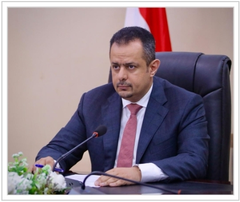 رئيس الوزراء يجري اتصالاً هاتفياًلمحافظة صنعاء لهذا السبب