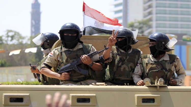 موقع استخباراتي: مصر أرسلت قوات إلى اليمن على أمل حماية قناة السويس