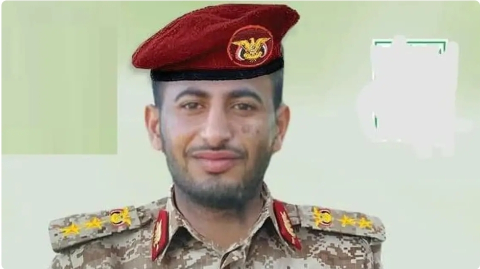 شاهد...قائد قناصي تعز يلقى حتفه على أيدي أبطال الجيش "صوره"