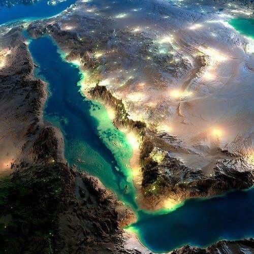 لجنة دولية ترفض طلبا إيرانيا باعتبار البحر الأحمر منطقة عالية الخطورة