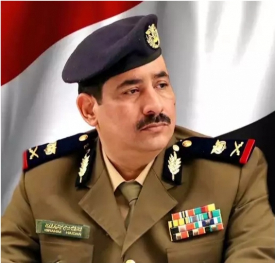توجيهات عاجله وهامه لوزير الداخلية بشأن المعتمرين اليمنيين في منفذ الوديعة 