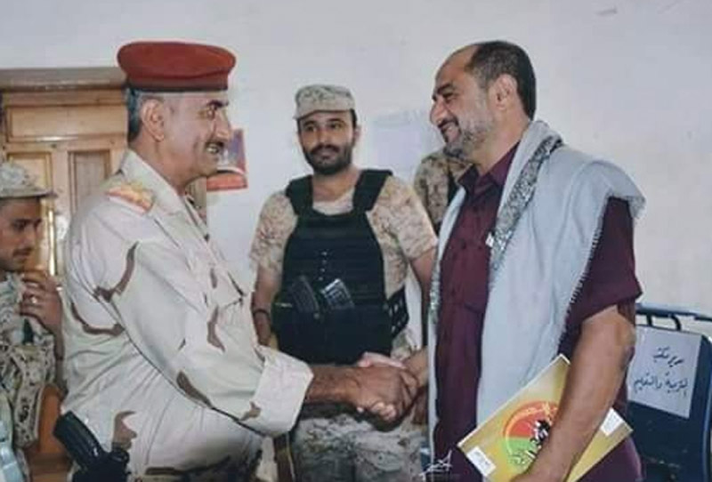 القاتل: "تم" فرد المشرف المباشر: "اصدقني القول" : صحيفة عربية تكشف معلومات "هامة وخطيرة" في جريمة اغتيال العميد الحمادي