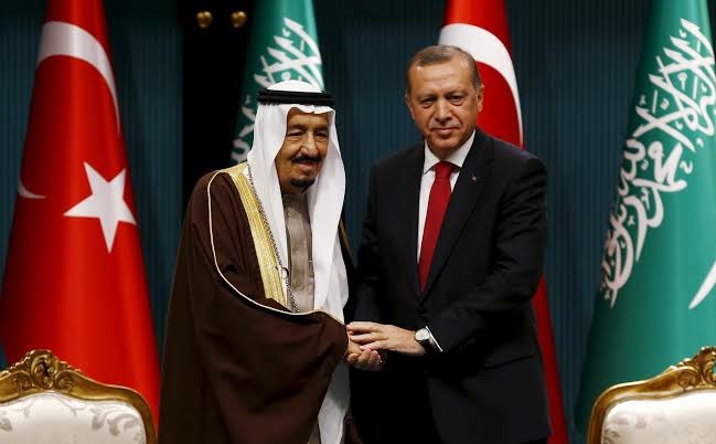 حساب شهير يجيب على سؤال: هل ستتدخل تركيا في اليمن؟