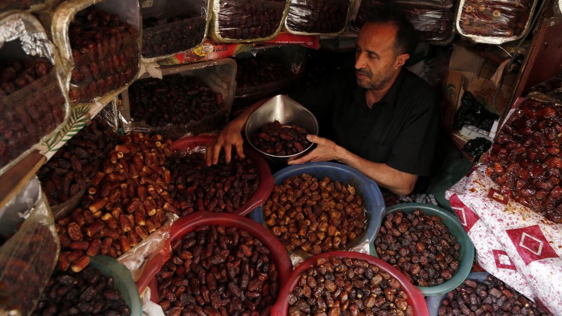 تجّار يهجرون أسواق التمور في اليمن