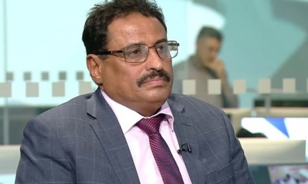 وزير يمني يحذر من تحضيرات لاطلاق الرصاص الأولى للمعركة الدامية في اليمن