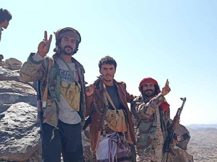 الحوثيون يطلقون حملة للتبرع بالأموال لـ"جبهة مارب"  : مارب...المعارك تتواصل بشكل عنيف ومصدر عسكري: مقتل 100 حوثي وأسر 25 آخرين (تفاصيل حصرية)