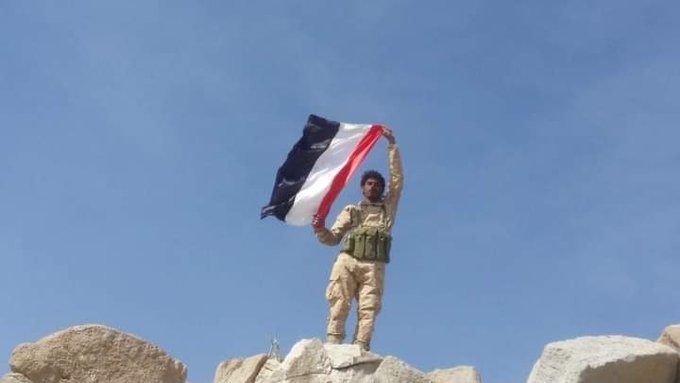 دبلوماسي يمني: لا تتركوا مارب تقاتل وحدها 