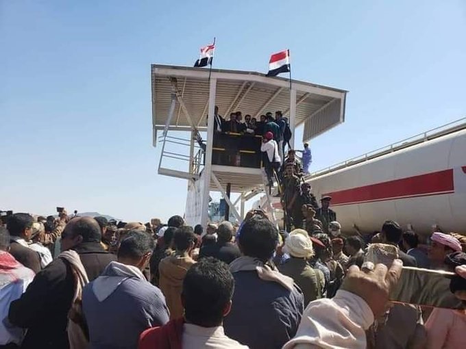 محافظ شبوة يدشن العمل بالمرحلة الأولى من ميناء قناء الاستراتيجي