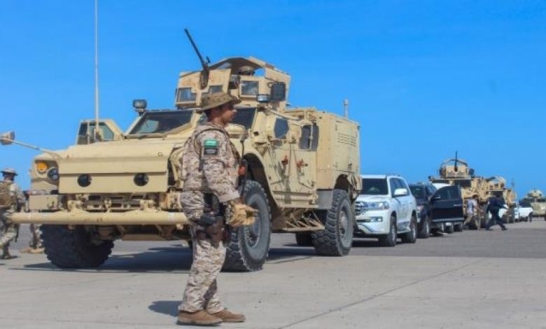 اللجنة العسكرية السعودية تغادر ابين نهائيا وتستقر في عدن