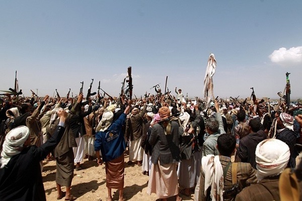 شاهد بالصور.. حشود مسلحة من قبائل ردفان تتجه صوب هذه المحافظة.. ومصادر تكشف الأسباب!