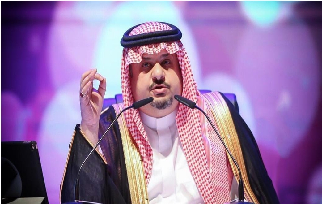 أمير سعودي يتراجع عن انتقاداته لوزارة الإعلام ويوضح سبب تراجعه 