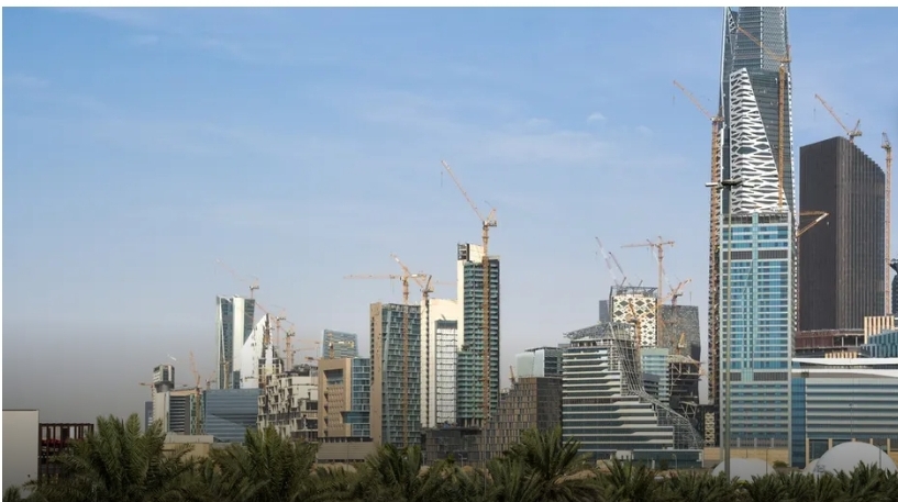 السعودية ...إلغاء الكفالة يرفع أجورالمهارات العالية ويدخل ضمنها المقيم اليمني 