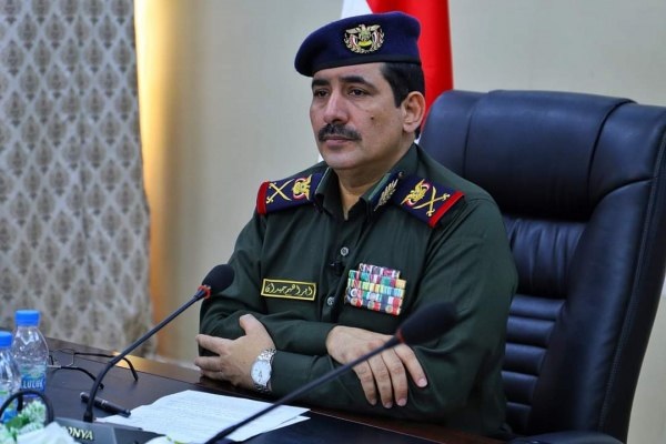 وزير الداخلية اليمني يوجه صفعة لـ"الانتقالي" ويوجه بإلغاء تشكيل أي قوات أمنية خارج إطار الوزارة