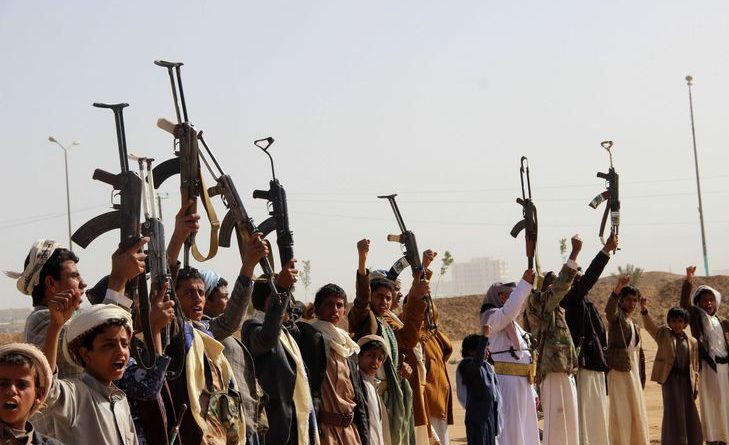 الحوثيون يهاجمون مدرسة سعودية ويخربون التعليم في اليمن
