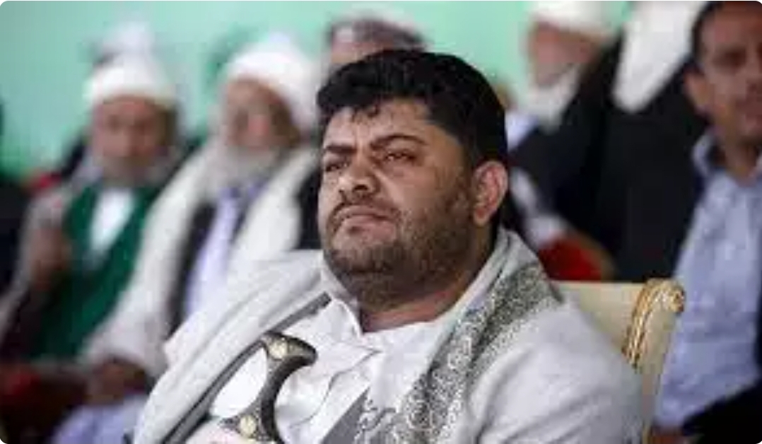 محمد الحوثي يعلن موقف جماعته من الوساطة العمانية