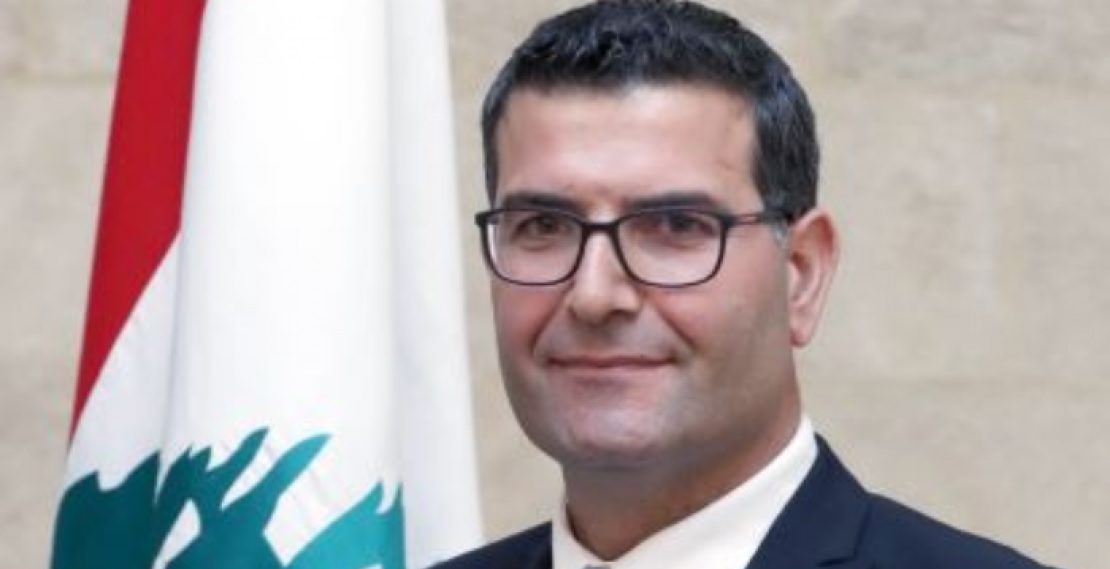 وزير لبناني يخرج بتصريح قوي بشأن اليمن فهل يتسبب بتعميق الأزمة مع الخليج؟