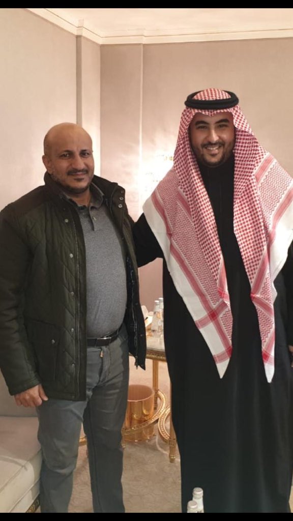  مفاجأة من العيار الثقيل..طارق صالح وبن سلمان يلتقيان (صورة)