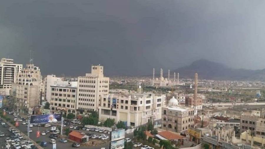 فلكي يمني يطلق تحذيرات شديدة من حالة الطقس القادمة.. مؤكدا انها الأقوى في الشتاء الحالي