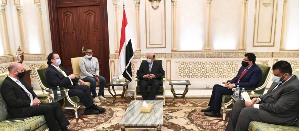 الرئيس هادي يدعو المنظمات الدولية لنقل مكاتبها إلى عدن